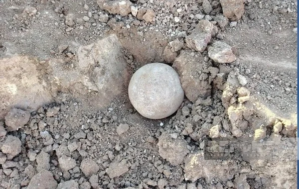 Cəlilabadda sensasiyalı tapıntı: Cənubi Qafqazda analoqu olmayan daş kürə aşkarlandı - FOTO