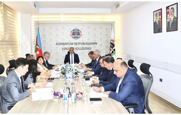 Bir vəkil kollegiyadan xaric edildi: İki nəfərə töhmət verildi