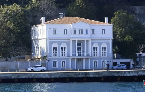İstanbul məhkəməsindən yeni qərar: Rusiya, Türkiyə və varislərin bölüşə bilmədiyi villa