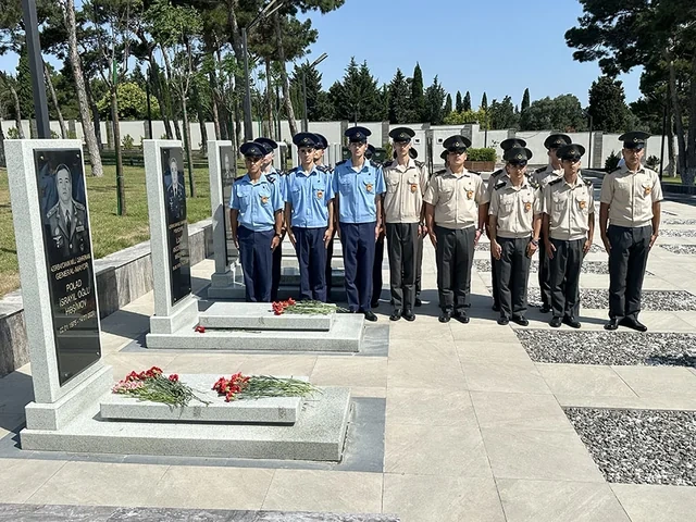 Azərbaycanın Milli Qəhrəmanlarının xatirəsi yad edilib - FOTO