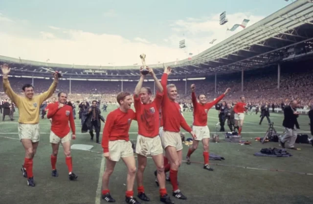 Dünya çempionatına 3 gün qaldı: İNGİLTƏRƏ - "Üç aslan" - VİDEO