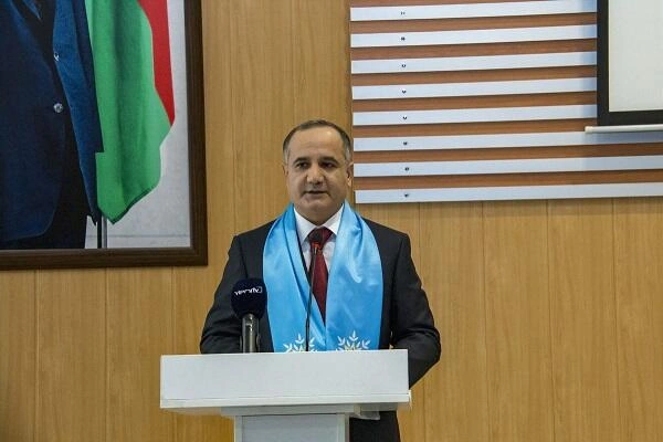 Kəmaləddin Qafarov Gillani ilə onlayn görüş keçirdi