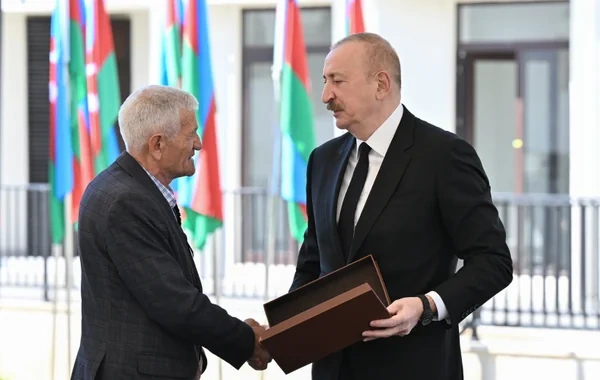 Prezidentlə söhbət edən ŞƏHİD ATASI: "Onun duyğulanması məni çox təsirləndirdi" - VİDEO