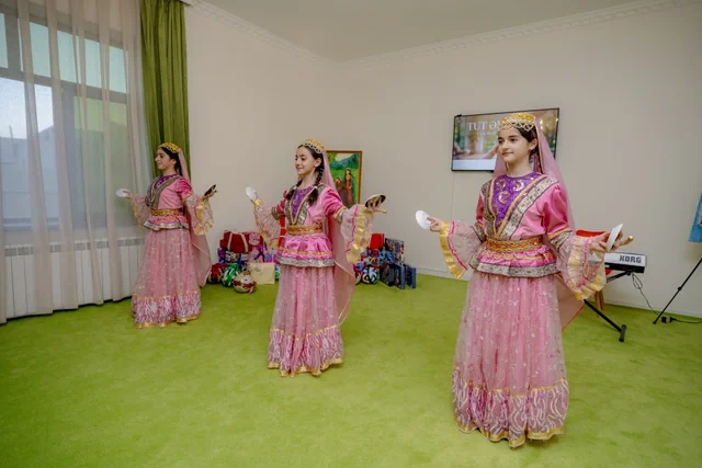Leyla Əliyeva və Alyona Əliyeva Sosial Reabilitasiya Mərkəzini ziyarət ediblər - FOTO