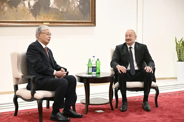 Azərbaycan və Qazaxıstan prezidentlərinin Bişkekdə görüşü olub - FOTO