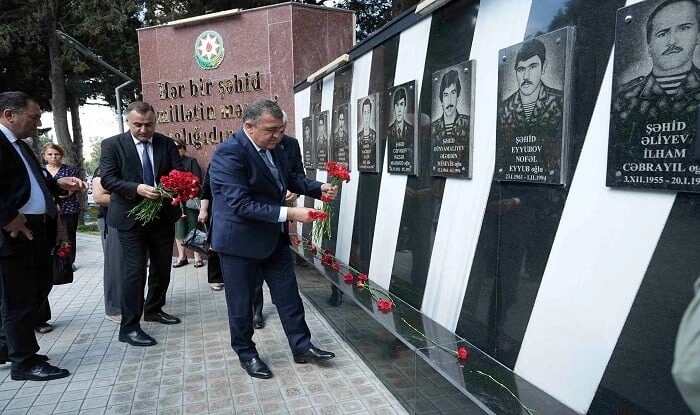 Xətai rayonunda ehsan süfrəsi təşkil olundu - Foto