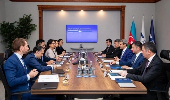 ADY ilə AİİB arasında əməkdaşlıq istiqamətləri müzakirə edildi