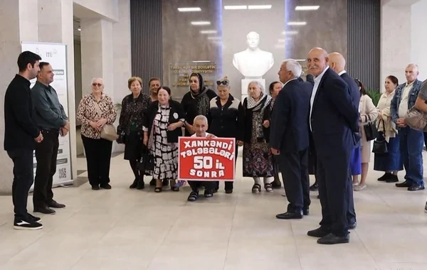 Məzunlar 50 il sonra Qarabağ Universitetində görüşdülər - VİDEO