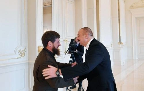 Ramzan Kadırov İlham Əliyevi təbrik etdi