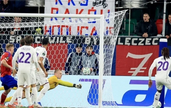 UEFA Konfrans Liqası: "Fiorentina" və "Kristal Pelas" növbəti mərhələyə çıxdılar