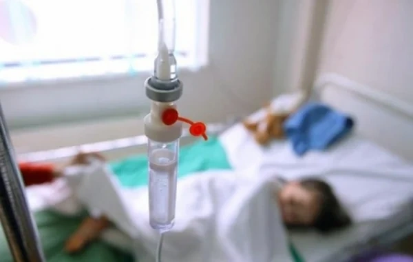 Tbilisinin uşaq bağçalarında kütləvi zəhərlənmə