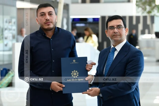 Azərbaycanda bu şəxslərə mənzil verildi - FOTO
