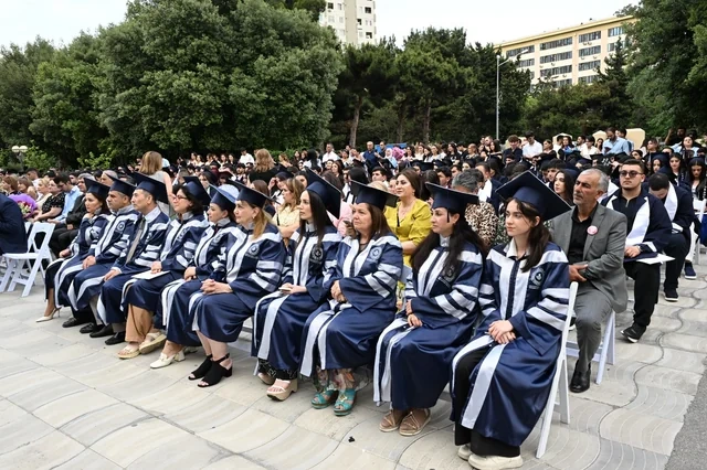 Azərbaycan Əmək və Sosial Münasibətlər Akademiyasında "Məzun günü" qeyd olunub - FOTO