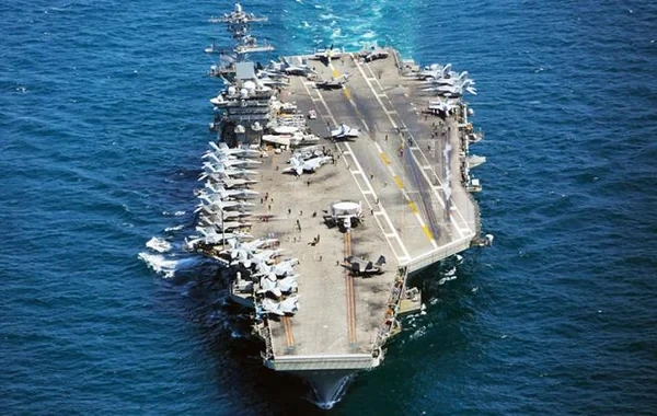 İran "USS Abraham Lincoln" aviadaşıyıcısına zərbə endirdiyini bildirib