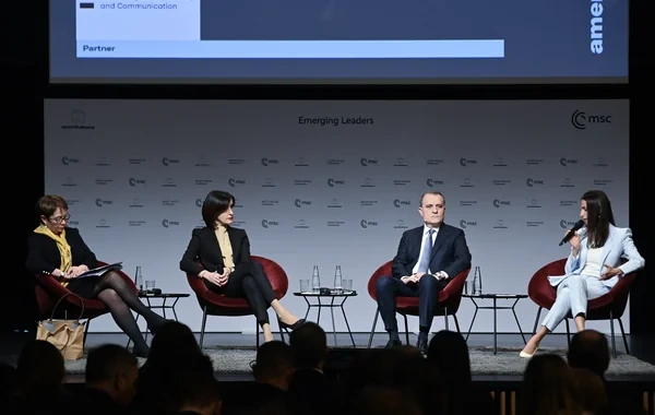 Ceyhun Bayramov Münhen Təhlükəsizlik Konfransında Orta Dəhlizlə bağlı panel müzakirələrində çıxış edib