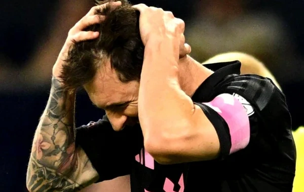 Messi penalti vura bilmədi, komandası darmadağın oldu - VİDEO