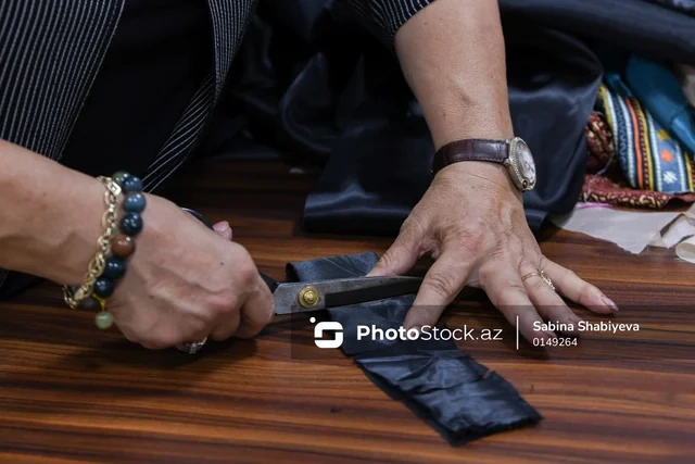 Kiçik parçalardan düzəldilən böyük əsərlər - Qurama sənətinin sirləri - FOTOREPORTAJ