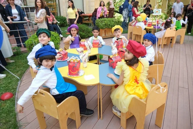 "McDonald's Azərbaycan" "Uşaqların Sağlam Gələcəyi" reabilitasiya mərkəzinə tibbi avadanlıq təqdim edib - FOTO