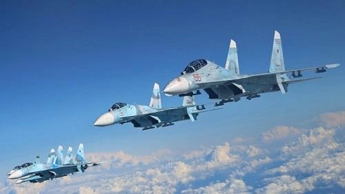Ukrayna Qəhrəmanının idarə etdiyi Su-27 vuruldu - Foto