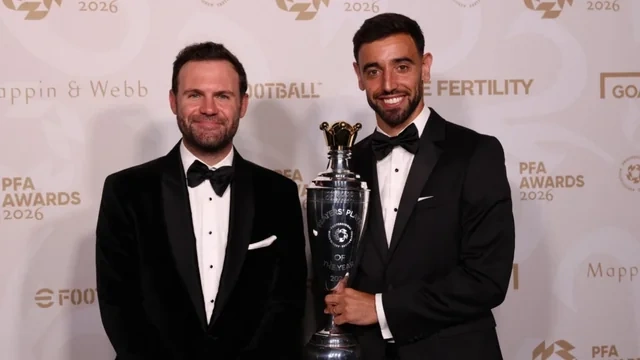 İngiltərədə "İlin futbolçusu" və "Ən yaxşı 11-lik" seçildi - FOTO