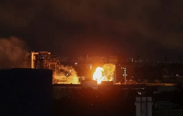 Kiyevə hava hücumu: 11 nəfər ölüb, 56 nəfər yaralanıb - FOTO - VİDEO
