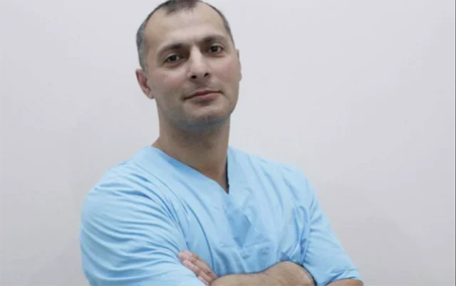 Məşhur klinika qüsurlu əməliyyata görə pasiyentə təzminat ödəyəcək - FOTO - VİDEO