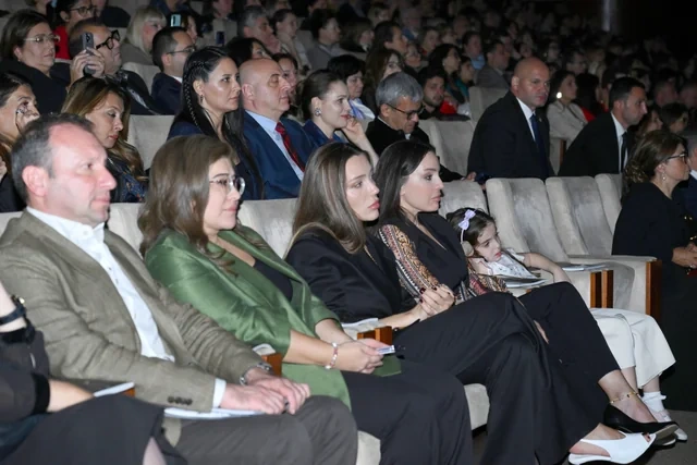 Bakıda "Turandot" tamaşasının premyerası baş tutub - Foto