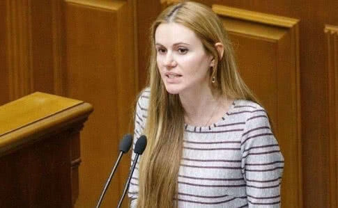 Ukraynalı deputat cinayətkar dəstəyə rəhbərlik edibmiş