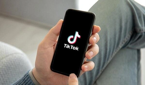 Yeniyetmə Tiktok üçün video çəkmək istədi: Cərəyan vurdu