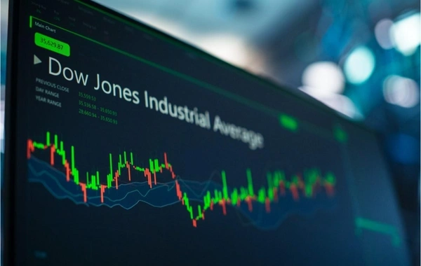 "Dow Jones" indeksi ilk dəfə 50 min bənd həddini keçdi
