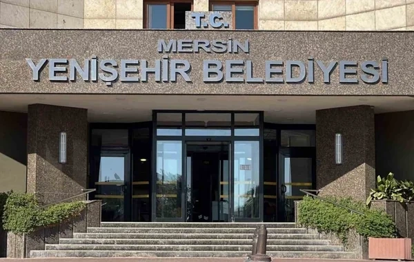 Türkiyədə CHP bələdiyyəsinə qarşı əməliyyat: Rəsmilər və şirkət nümayəndələri saxlanıldılar