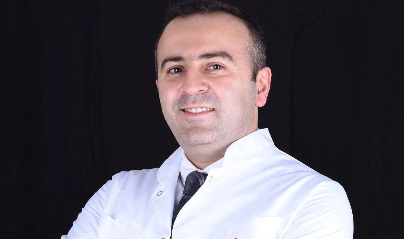 Tərifli göz həkimi göz dağı verir - Qəbulunda nələr gördüm?