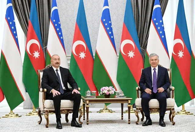 Daşkənddə İlham Əliyevin Şavkat Mirziyoyev ilə təkbətək görüşü olub - FOTO - VİDEO