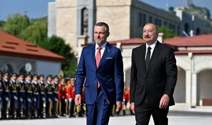 Prezident Peter Pelleqrinini Şuşada qarşıladı