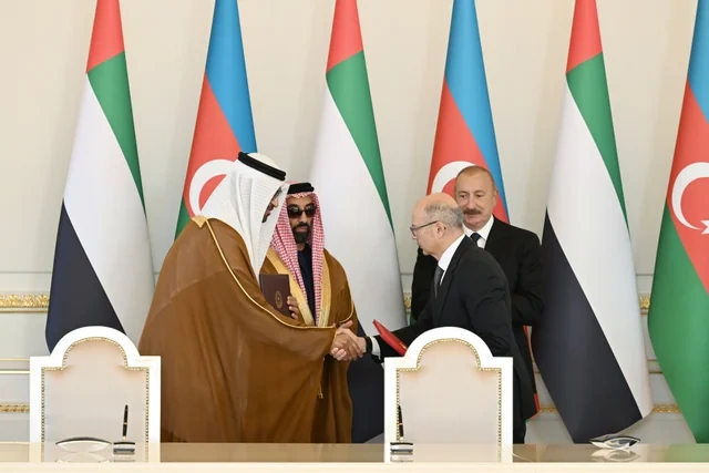 İlham Əliyev Birləşmiş Ərəb Əmirliklərinin milli təhlükəsizlik müşavirini qəbul edib - FOTO