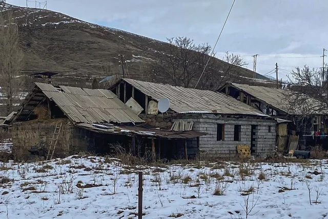 Adı dəyişdirildi, məzarları dağıdıldı: Güllüdüzün 118 illik YADDAŞI - FOTO/VİDEO