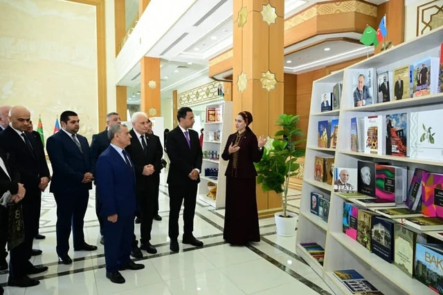 Arkadağ şəhərində Seyid Əzim Şirvani və Dövlətməmməd Azadinin yaradıcılığına həsr olunan elmi konfrans keçirilib - FOTO