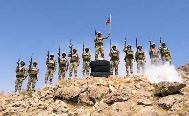 "Məğlubedilməz ordu" mifinin çöküşü: Azərbaycan regionun geosiyasi mənzərəsini necə dəyişdi?