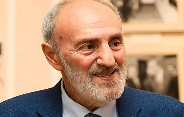 Akif İslamzadənin vəziyyəti ilə bağlı OĞLUNDAN AÇIQLAMA