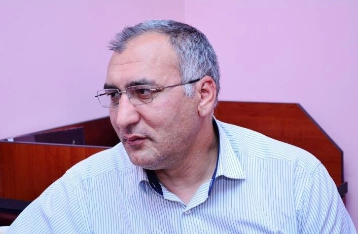 Şərif Ağayarı təhqir edən şəbəkə hardan idarə olunur?