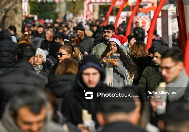 Gənclər niyə regionlara qayıtmaq istəmirlər? - "Əgər real karyera imkanları yaradılsa..." - FOTO