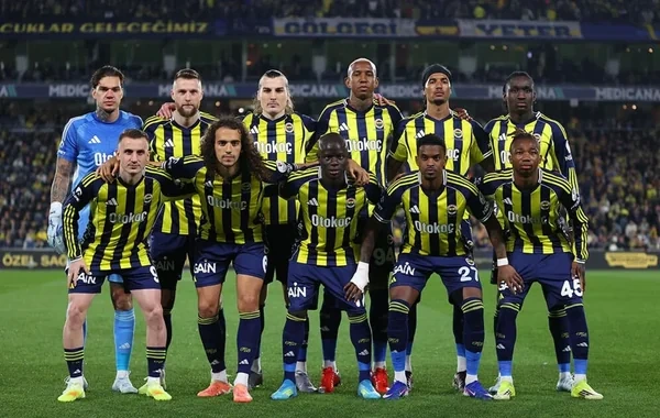 "Fənərbağça"da heyət təmizliyi başa çatır: Daha üç futbolçu gedir