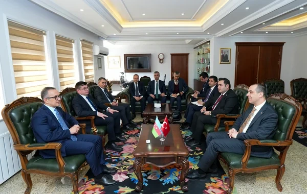 Dövlət Komitəsinin sədri Iğdır valisi ilə görüşüb - FOTO
