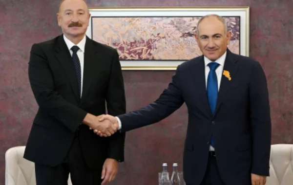 İlham Əliyevin Nikol Paşinyanla görüşü Gürcüstan mediasında - FOTO