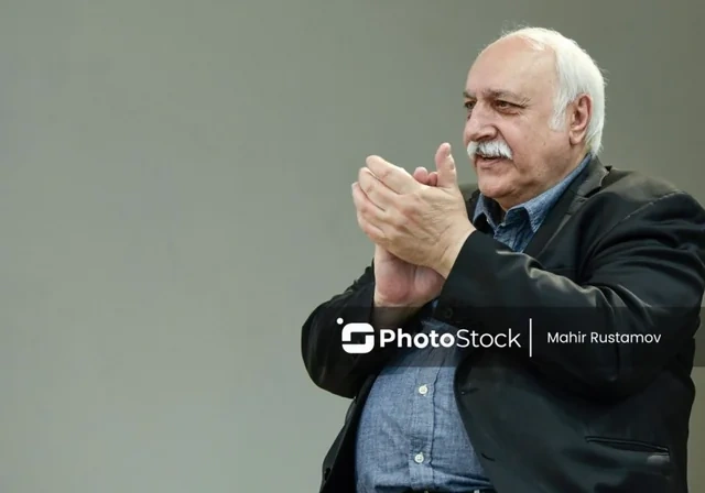 Eldar Mansurov: "Əvvəlcə mahnı yaz, sonra ciddi musiqilərinə baxarıq dedilər və mən küsdüm"
