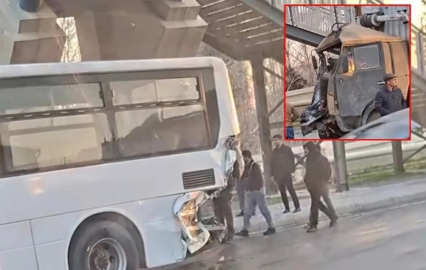 Bakı-Şamaxı yolunda "KamAZ" sərnişin avtobusuna ÇIRPILDI: Xəsarət alanlar var - VİDEO