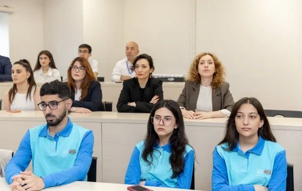 Xankəndidə inklüziv şəhərlər və dayanıqlı gələcək mövzusunda panel müzakirəsi keçirilib