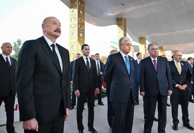 Prezident İlham Əliyev MDB Ölkələrinin Milli Kulinariya Festivalı ilə tanış olub, rəsmi qəbulda iştirak edib - Foto