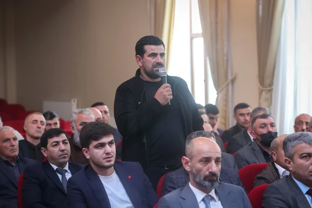 Siyəzəndə sahibkarlarla biznesin inkişafına dair təklif və ehtiyacları müzakirə edilib - FOTO