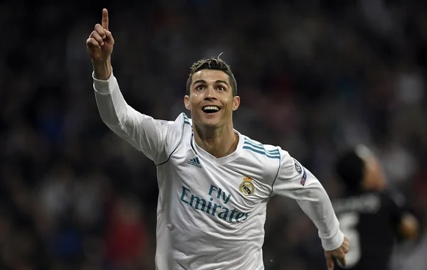 Ronaldu "Forbes" jurnalının ən çox qazanan idmançılar siyahısına başçılıq edib
